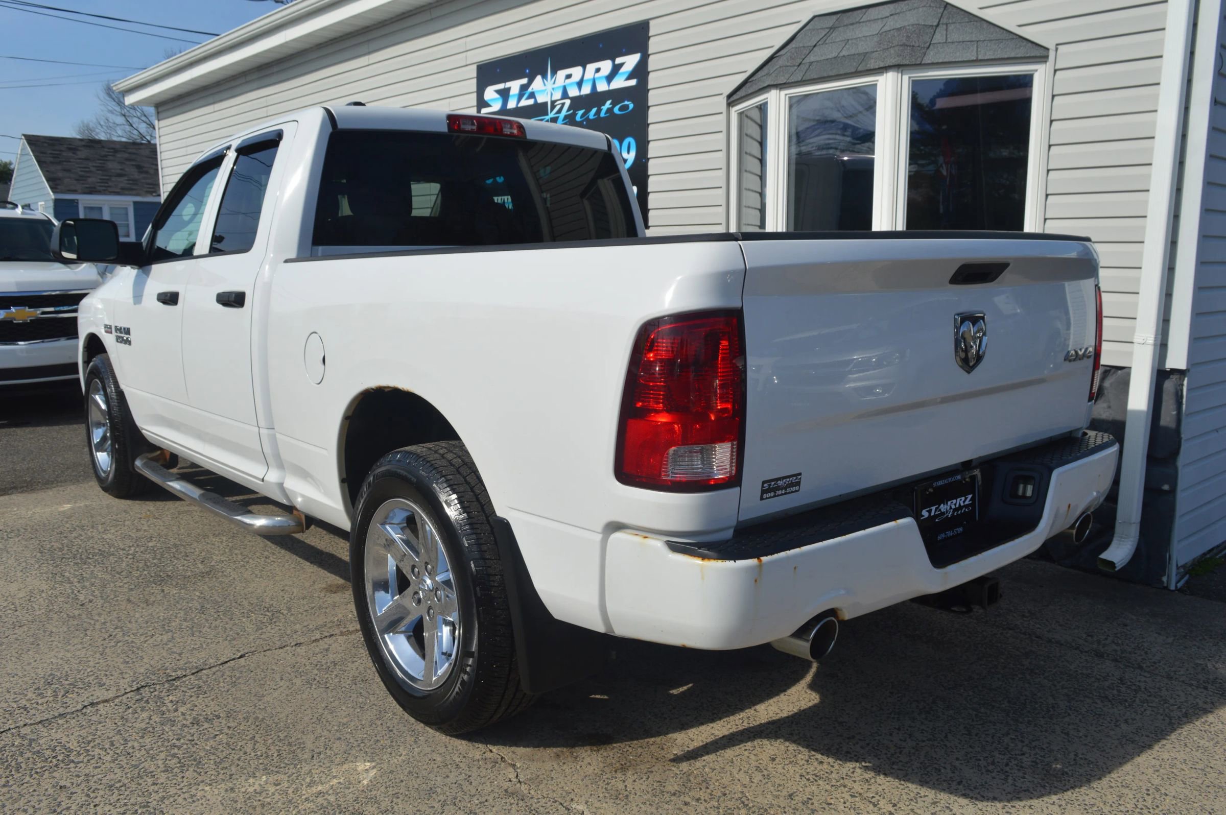 Used 2014 RAM 1500 Express image 3