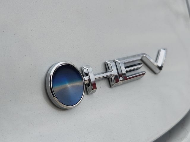 New 2026 Toyota Prius LE image 7