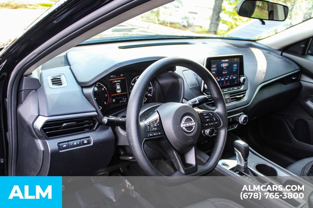 Used 2025 Nissan Altima 2.5 S image 21