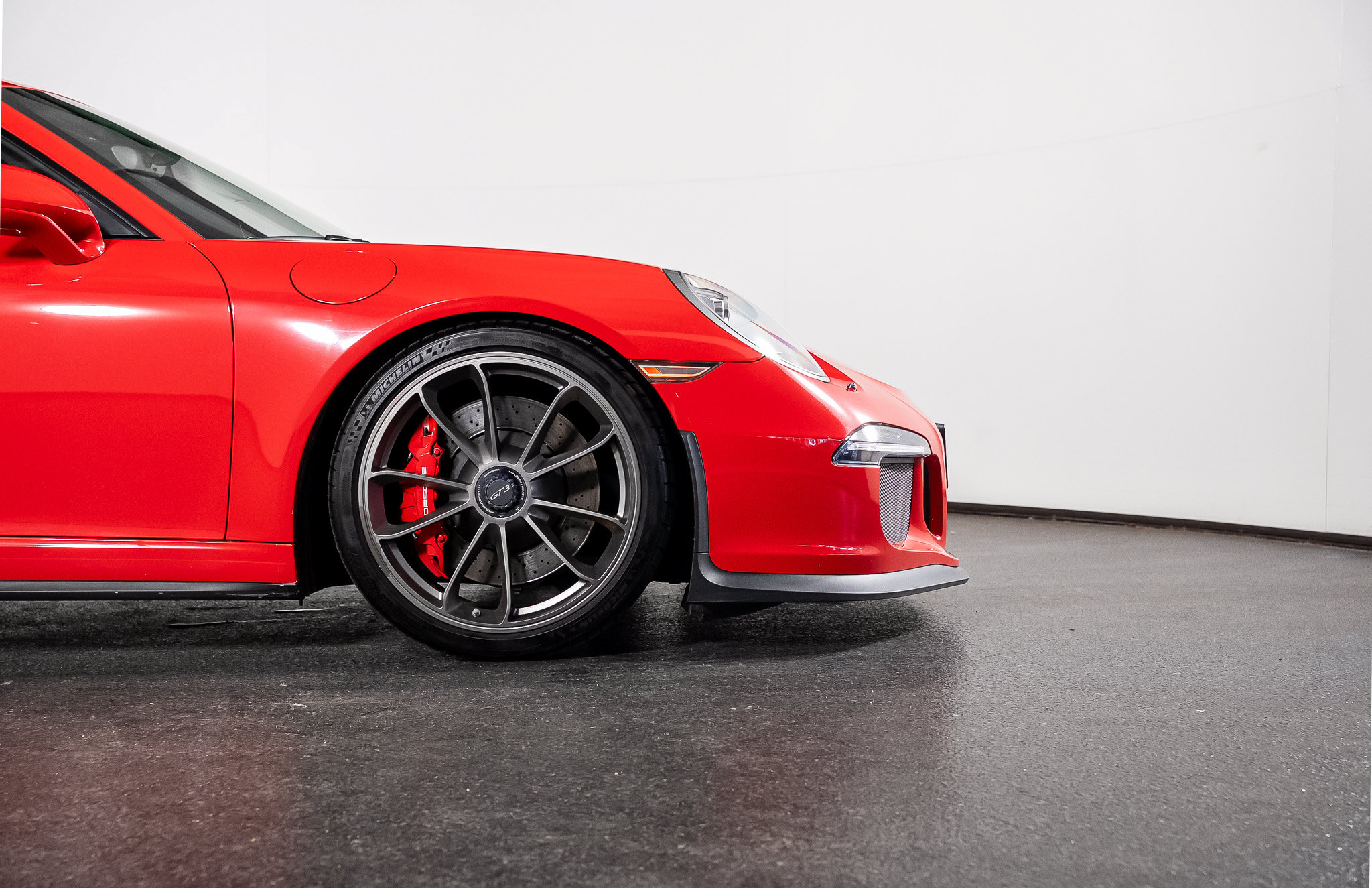 Used 2015 Porsche 911 GT3 RWD image 34