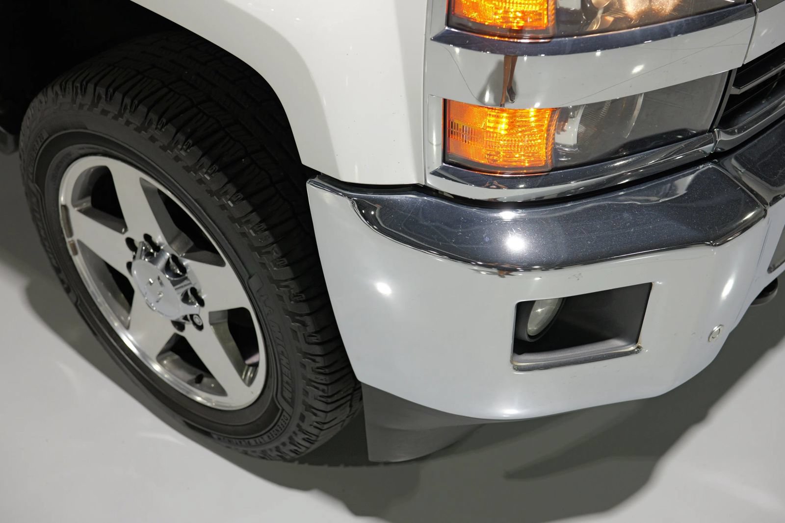 Used 2019 Chevrolet Silverado 2500 LTZ w/ Duramax Plus Package AWD/4WD image 9