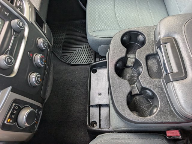 Used 2019 RAM 1500 Classic SLT AWD/4WD image 18