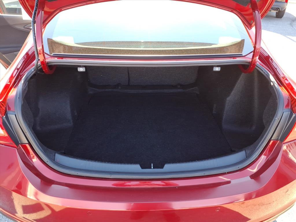 Used 2024 Chevrolet Malibu LT FWD image 12