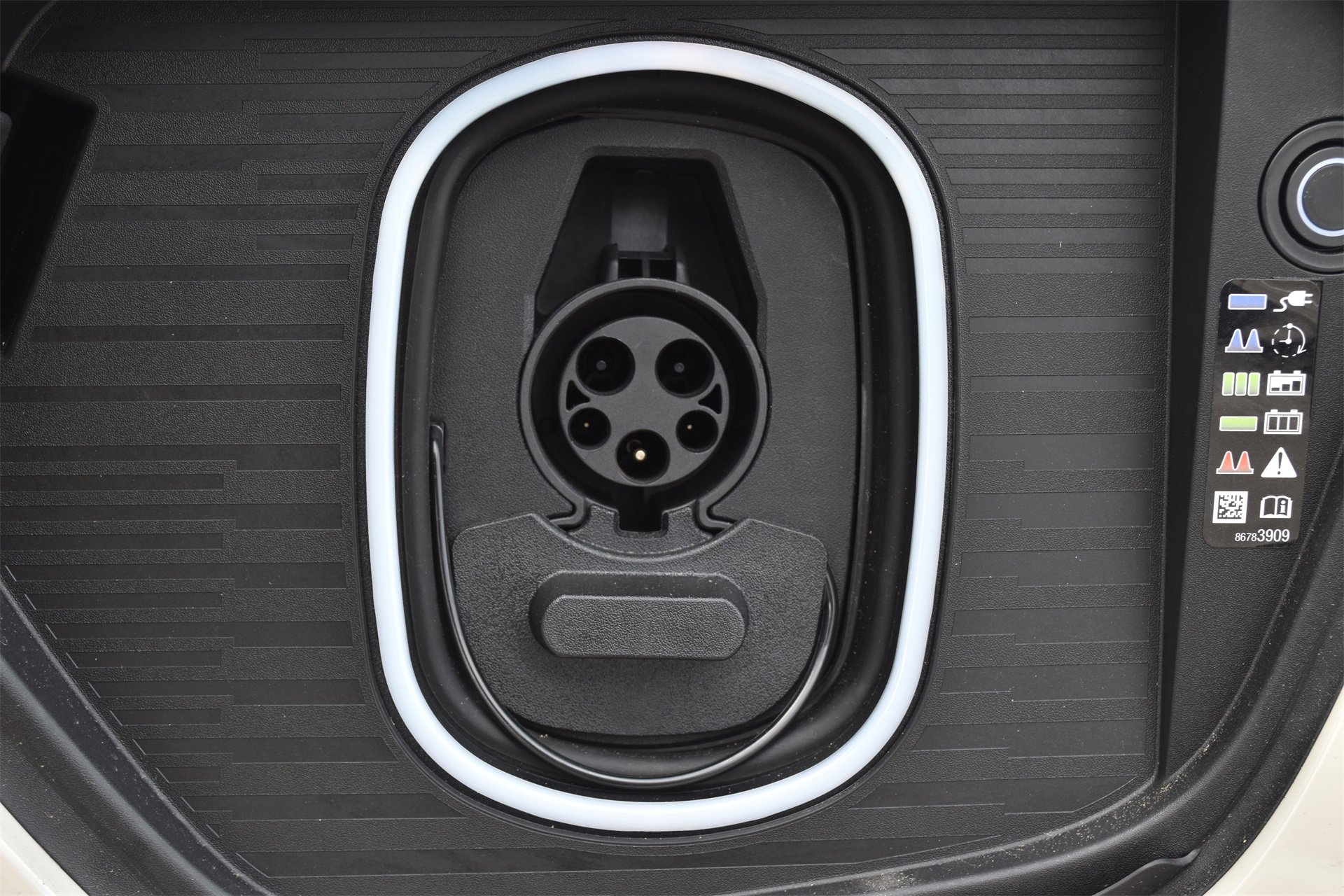 New 2026 Cadillac Escalade IQL Sport 1 image 22