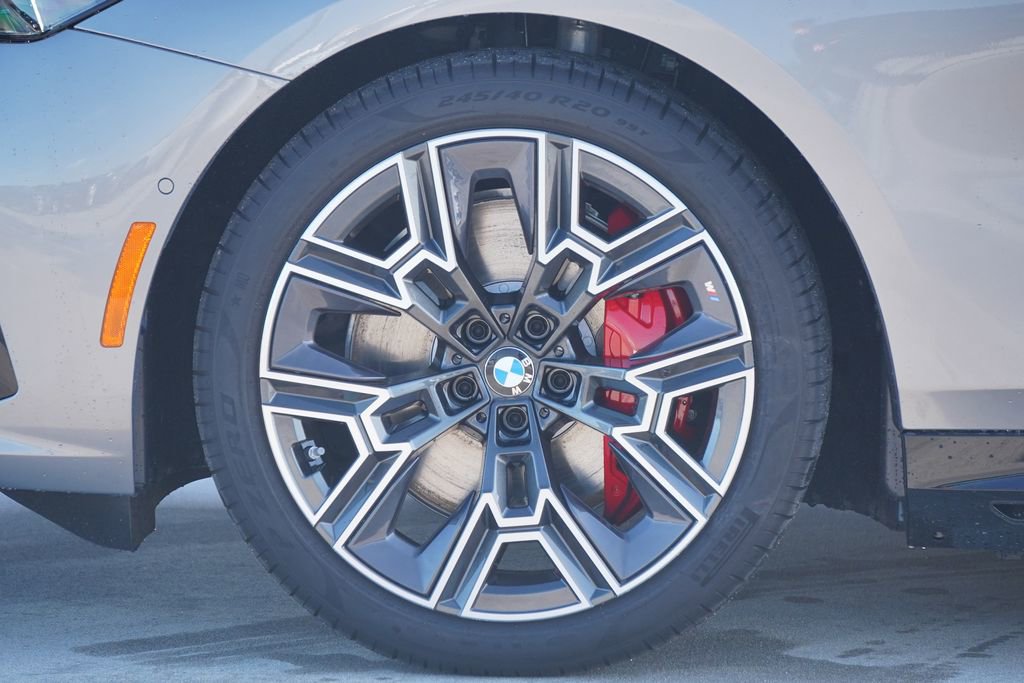 New 2026 BMW i5 eDrive40 w/ M Sport Package image 5