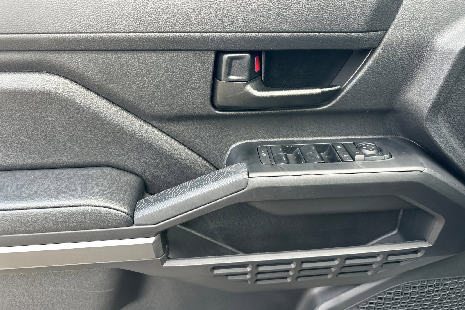 New 2026 Toyota Tacoma SR5 image 11