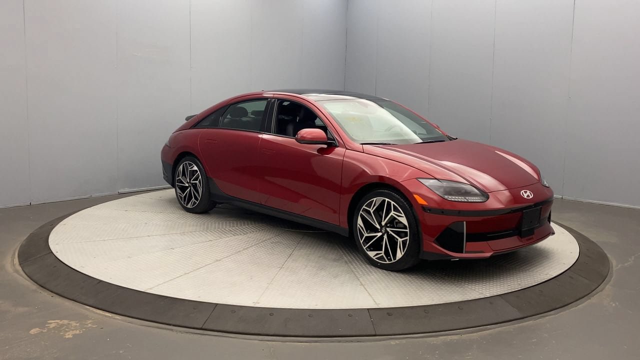 Used 2023 Hyundai Ioniq 6 Limited AWD/4WD image 7