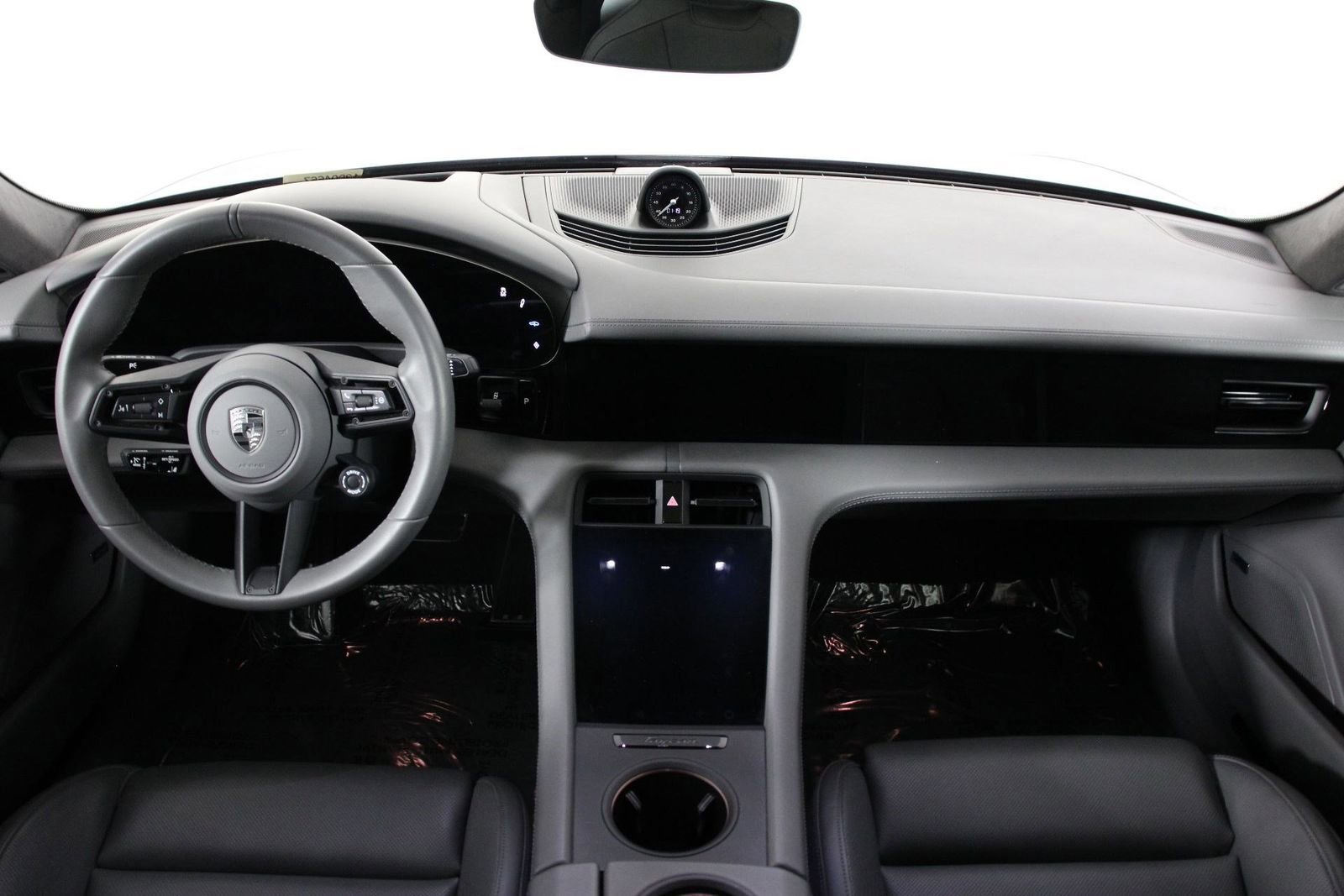 Certified 2025 Porsche Taycan Turbo image 11