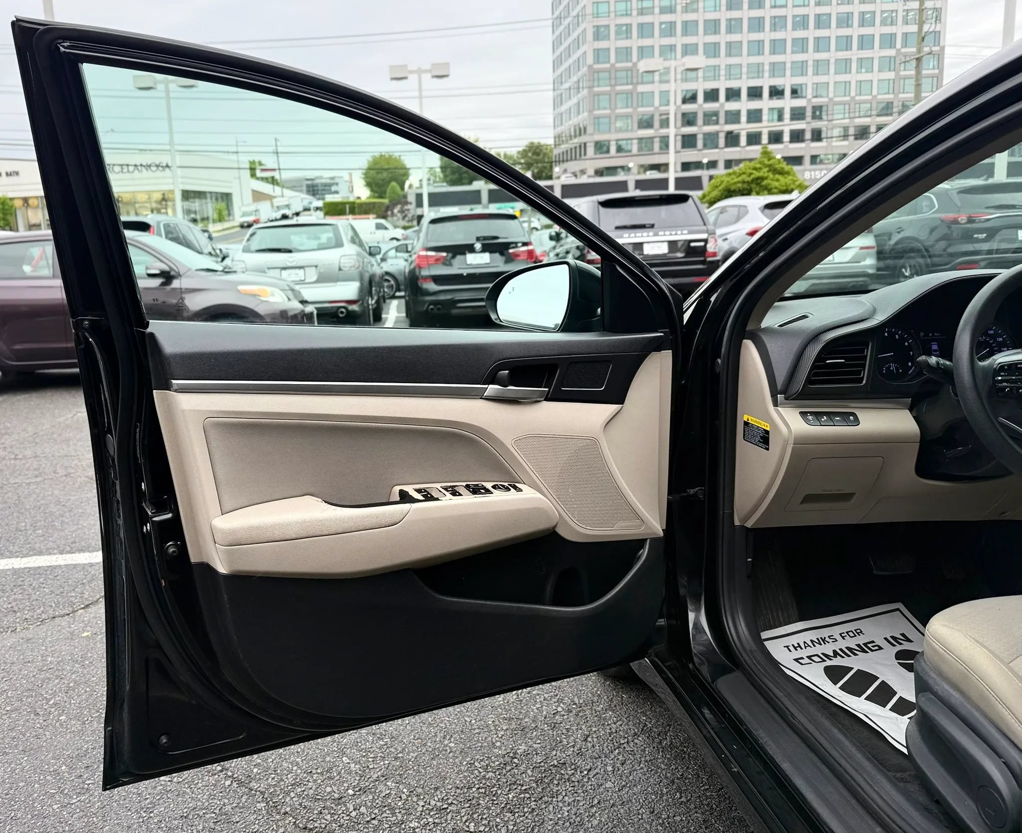 Used 2019 Hyundai Elantra SEL FWD image 9
