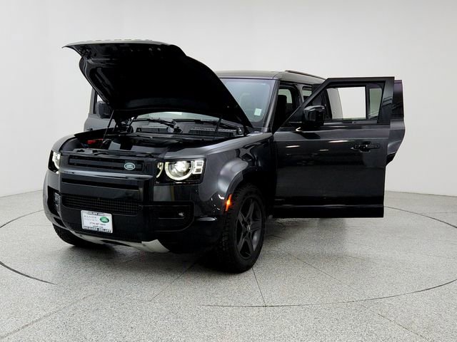 Certified 2022 Land Rover Defender 110 X image 9