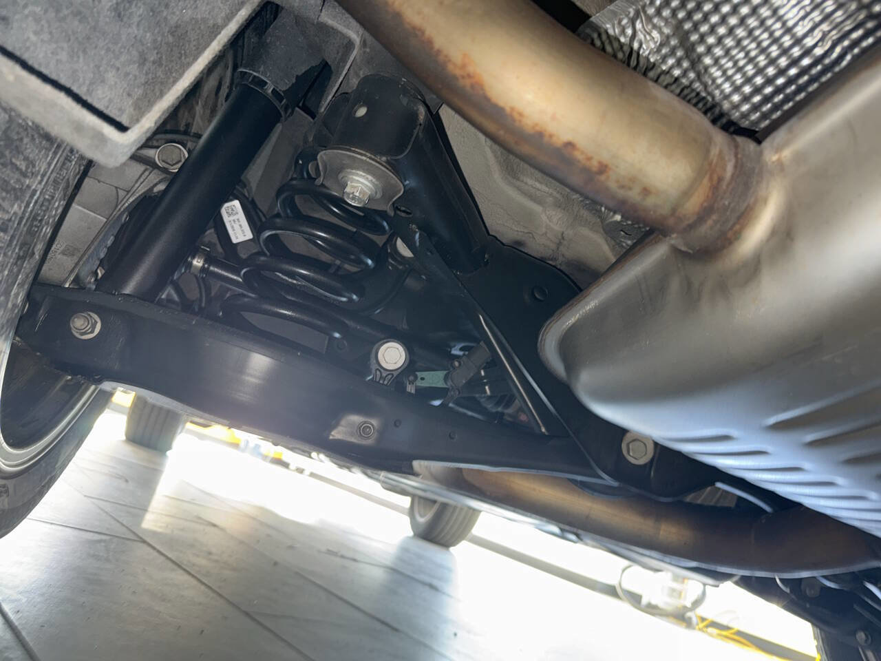Used 2020 Volkswagen Atlas Cross Sport SEL image 33