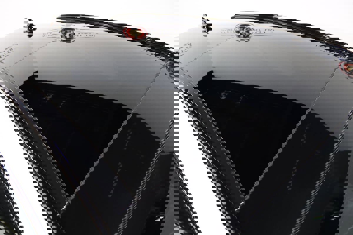 Used 2024 Alfa Romeo Stelvio Veloce image 8