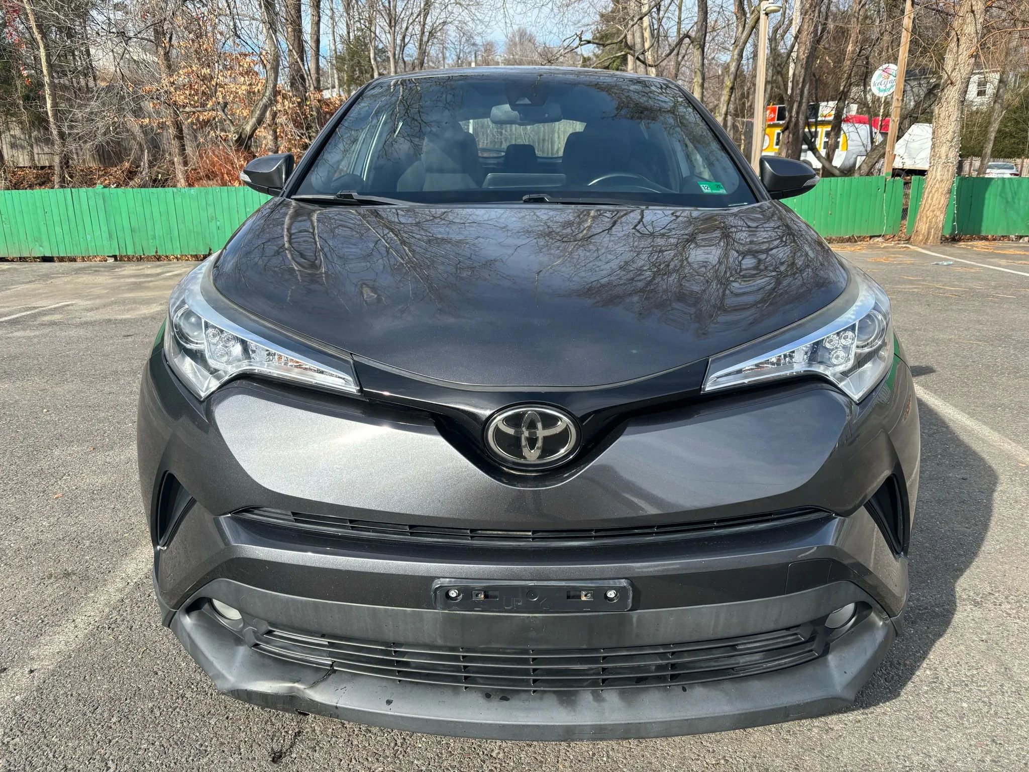 Used 2018 Toyota C-HR XLE image 2