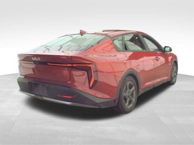 Used 2025 Kia K4 LXS image 7