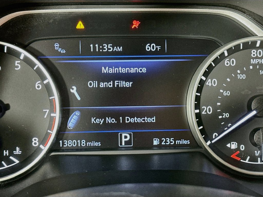 Used 2018 Nissan Maxima Platinum FWD image 17
