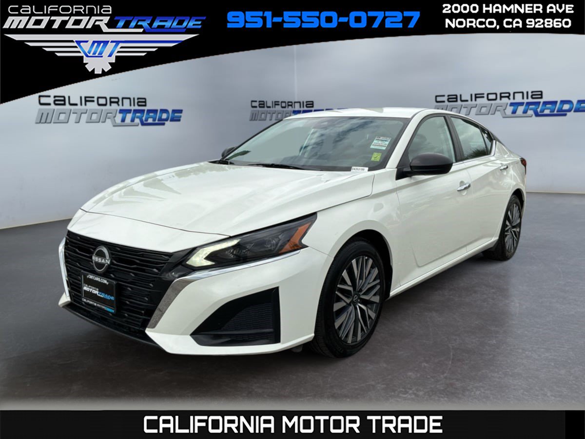 Used 2025 Nissan Altima 2.5 SV FWD image 1