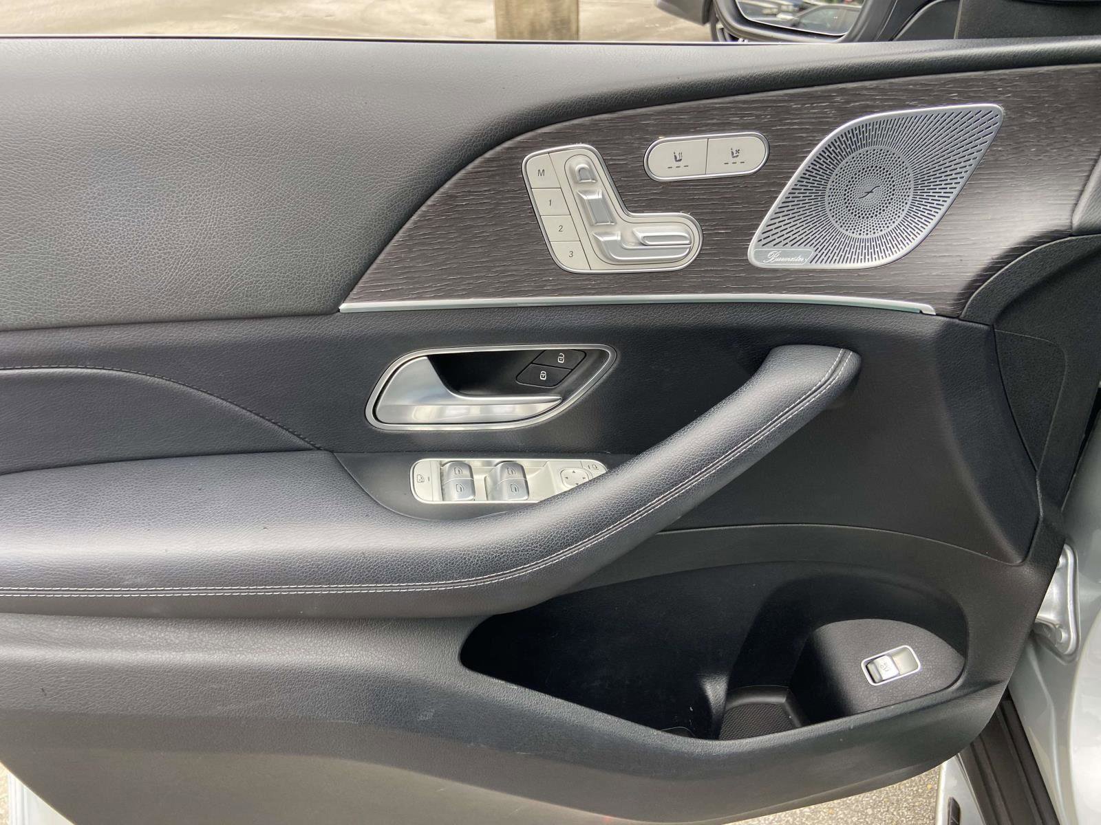 Used 2020 Mercedes-Benz GLE 350 4MATIC image 8