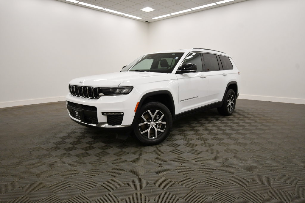 Used 2024 Jeep Grand Cherokee L Limited w/ Luxury Tech Group II AWD/4WD image 2