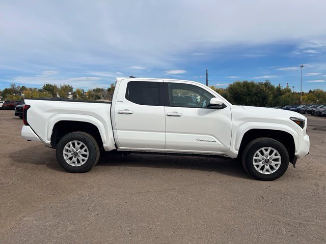 Used 2025 Toyota Tacoma SR5 AWD/4WD image 6