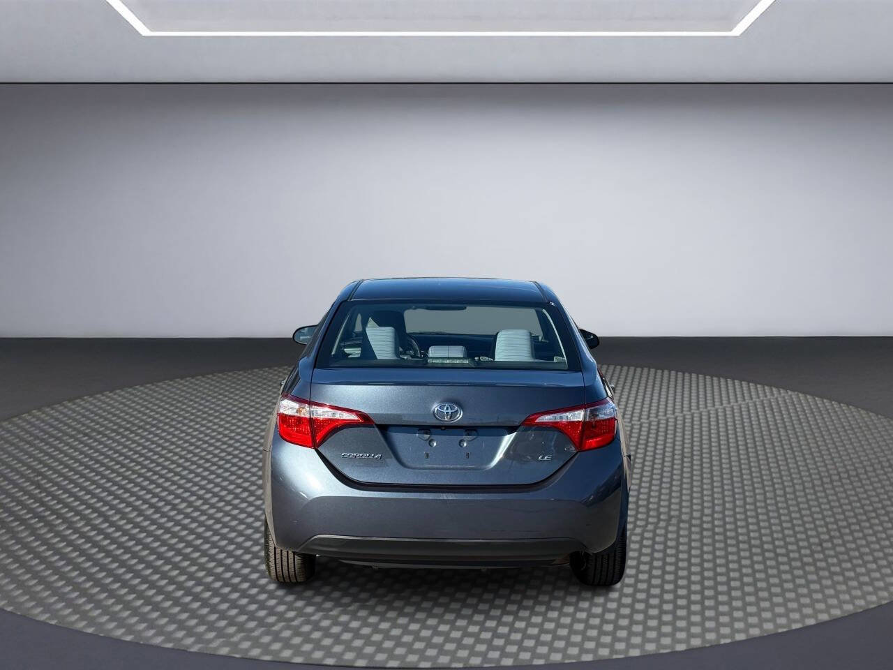 Used 2015 Toyota Corolla LE FWD image 6