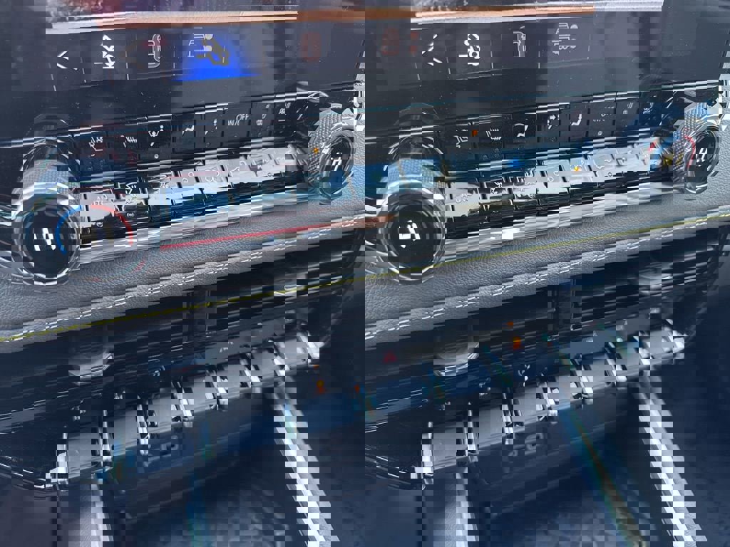 New 2026 Chevrolet Colorado ZR2 w/ Technology Package image 34