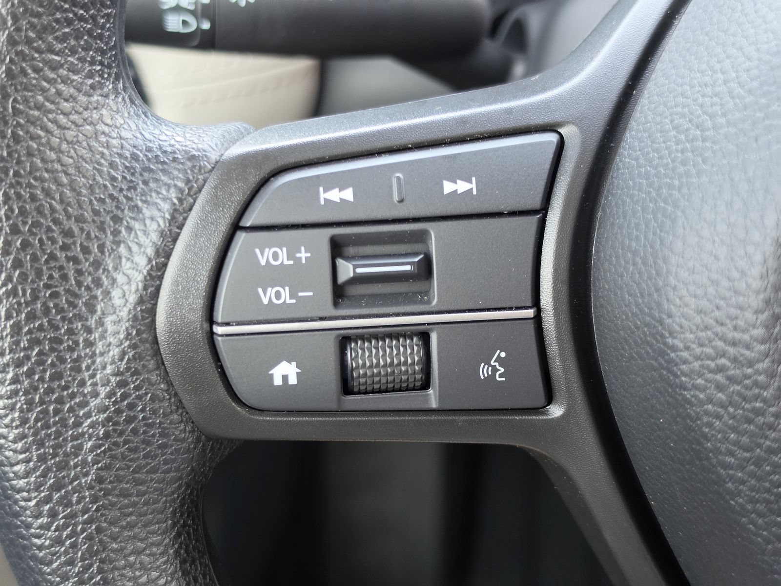 Used 2027 Honda HR-V LX image 17