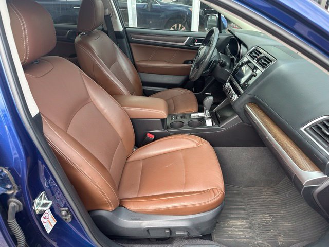 Used 2017 Subaru Outback 2.5i Touring w/ Popular Package #5A AWD/4WD image 11