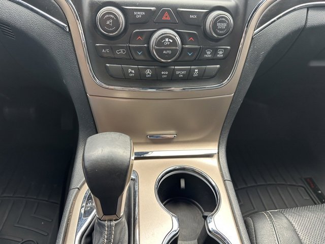 Used 2016 Jeep Grand Cherokee Limited w/ Luxury Group II image 21