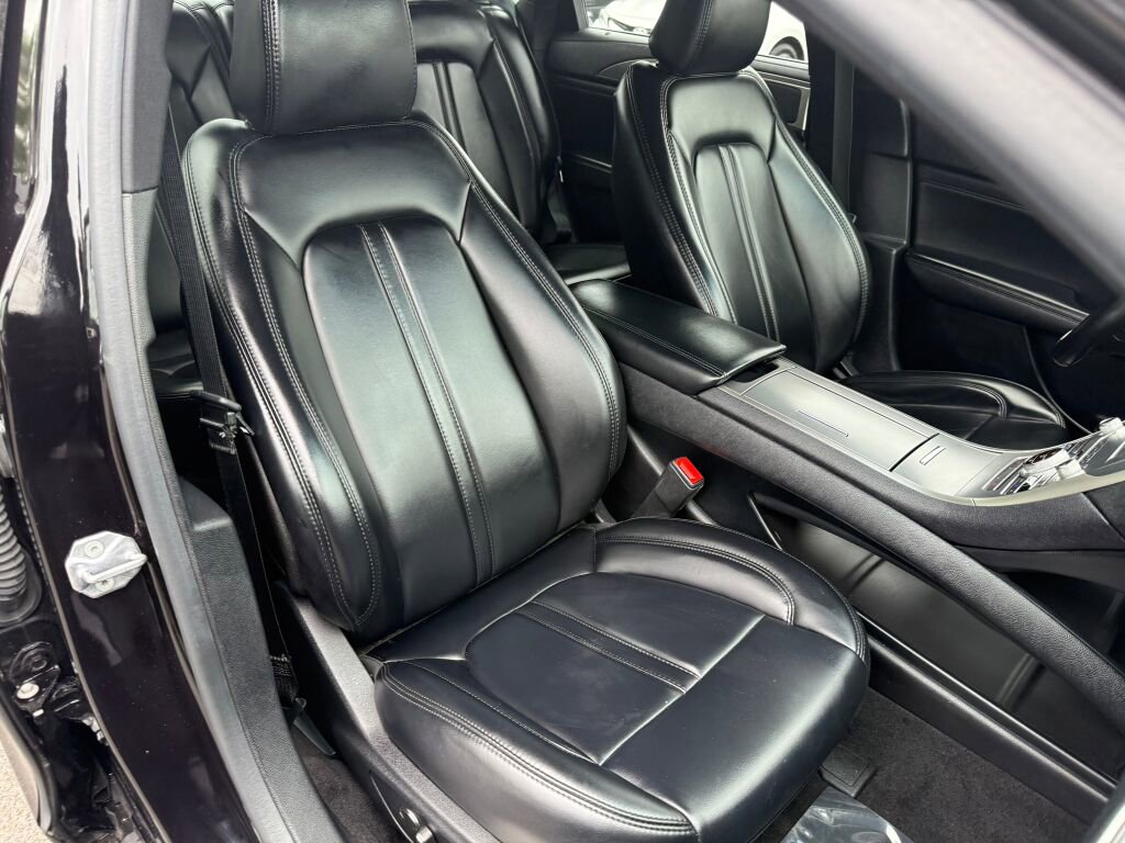 Used 2020 Lincoln MKZ Standard image 29