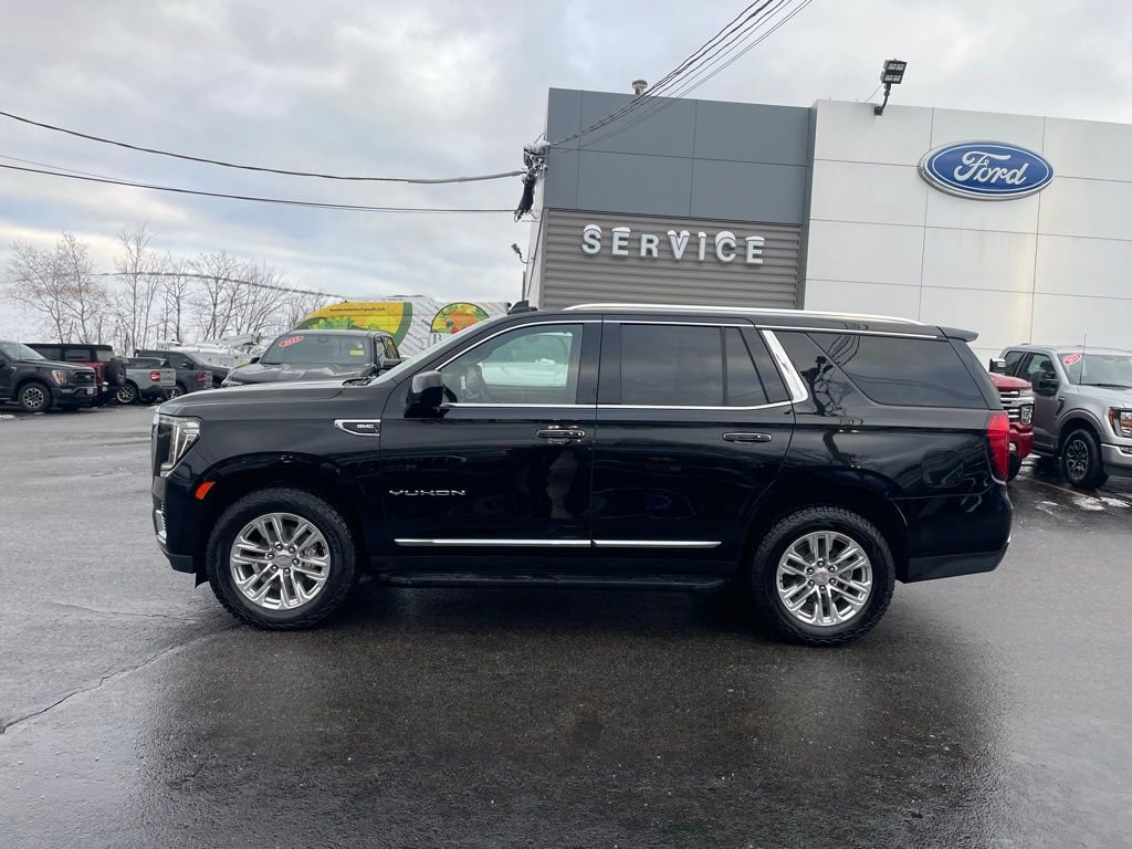 Used 2023 GMC Yukon SLT image 2