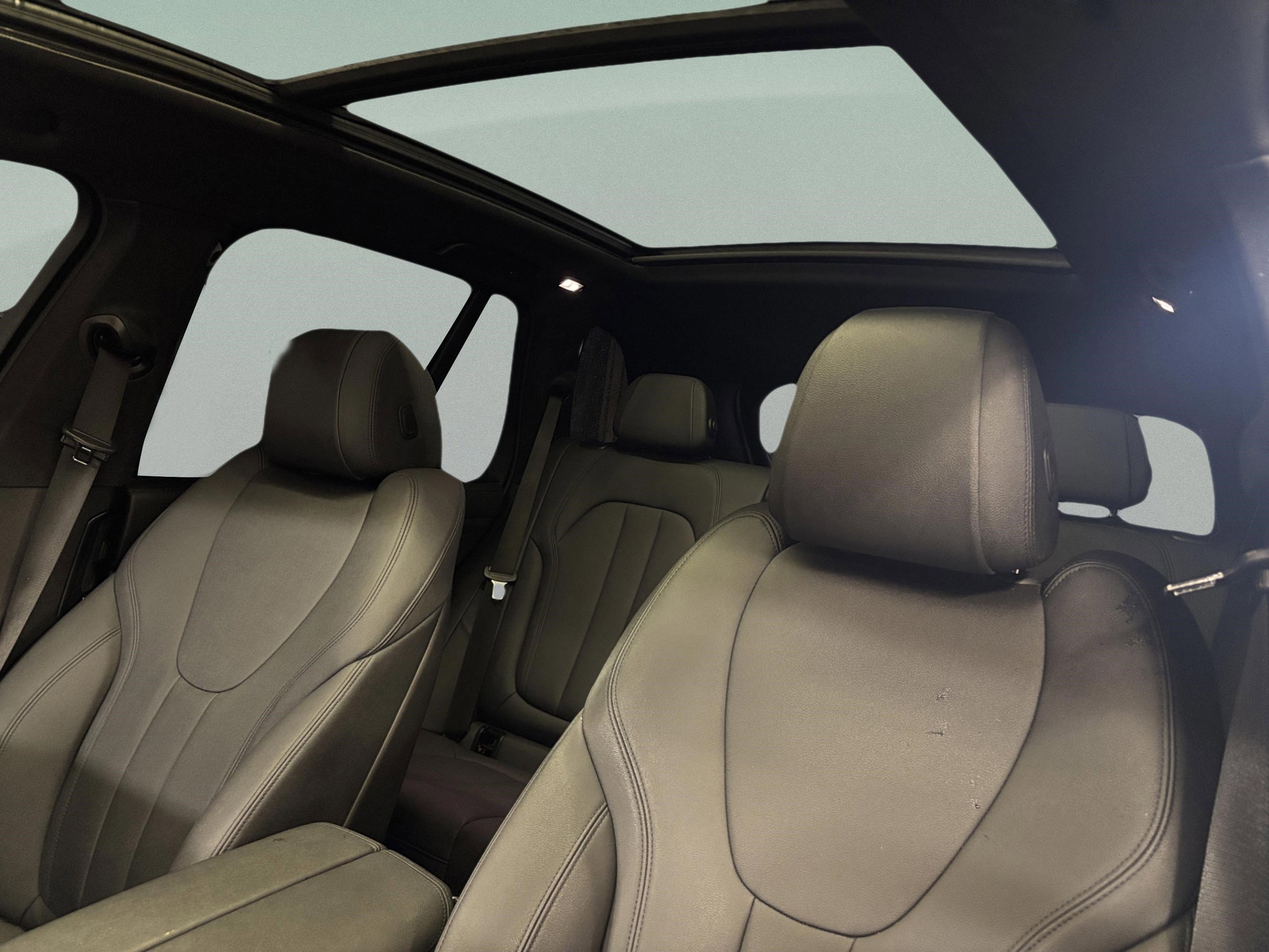 Used 2021 BMW X5 sDrive40i w/ Convenience Package image 22