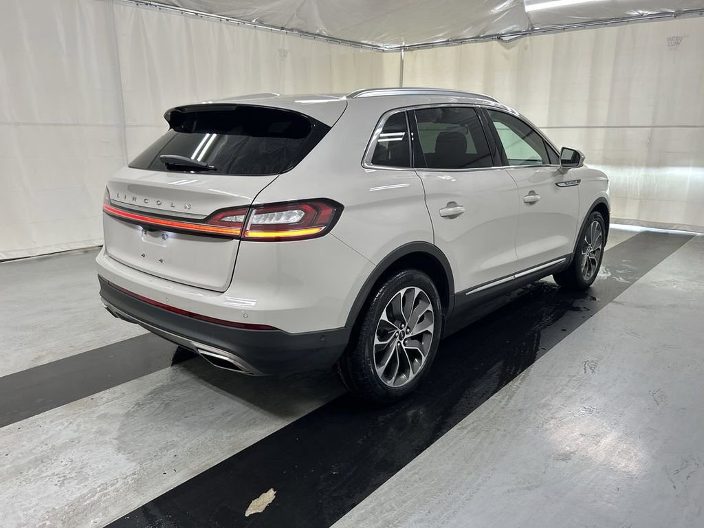 Used 2023 Lincoln Nautilus Reserve w/ Equipment Group 201A AWD/4WD image 2