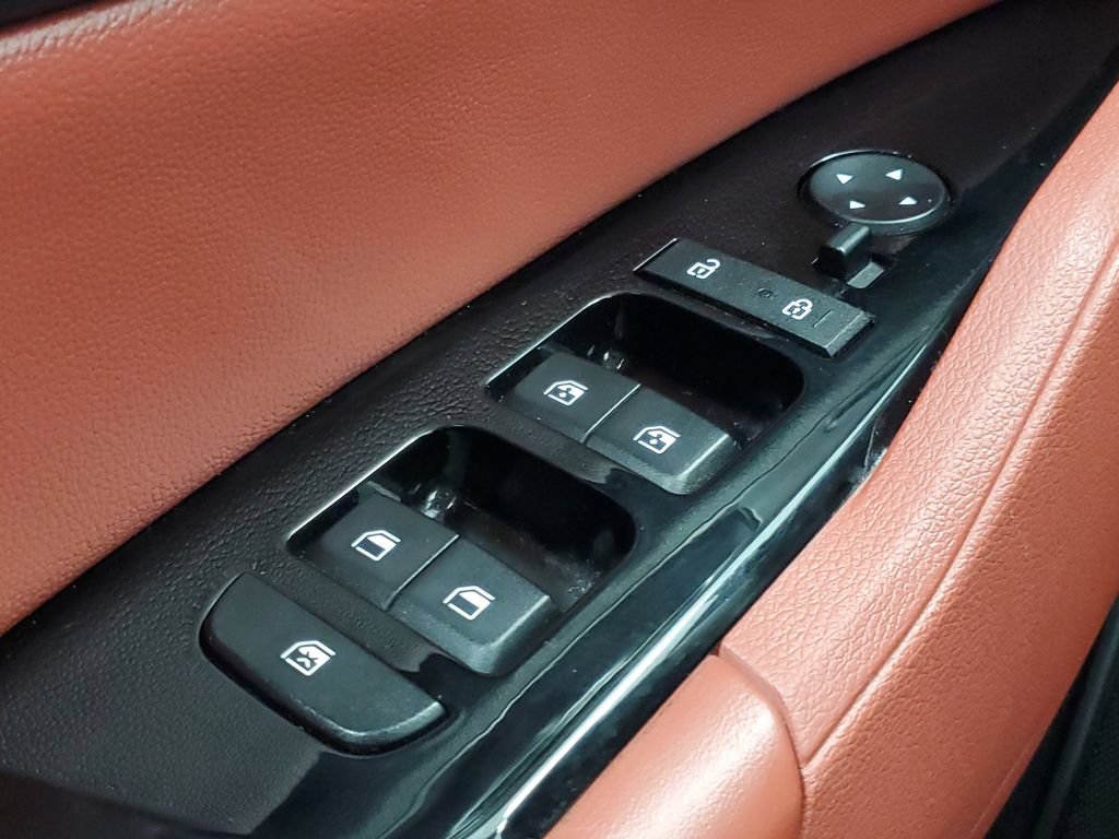 Used 2024 Kia Sportage SX FWD image 15