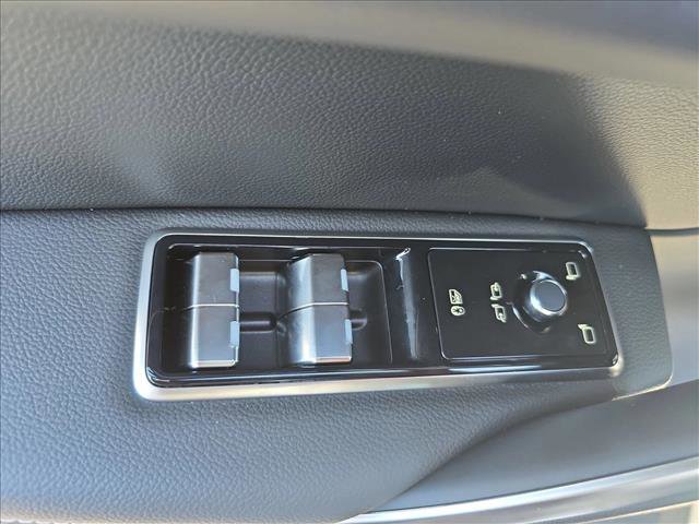 New 2026 Jaguar F-PACE R-Dynamic S image 25