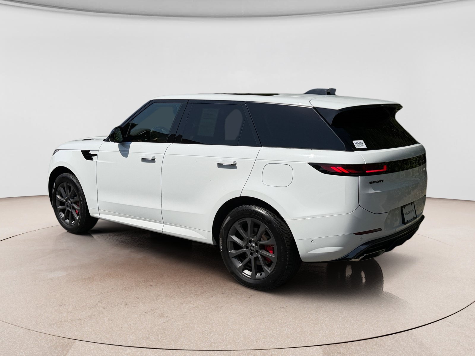 Used 2025 Land Rover Range Rover Sport Dynamic SE AWD/4WD image 3