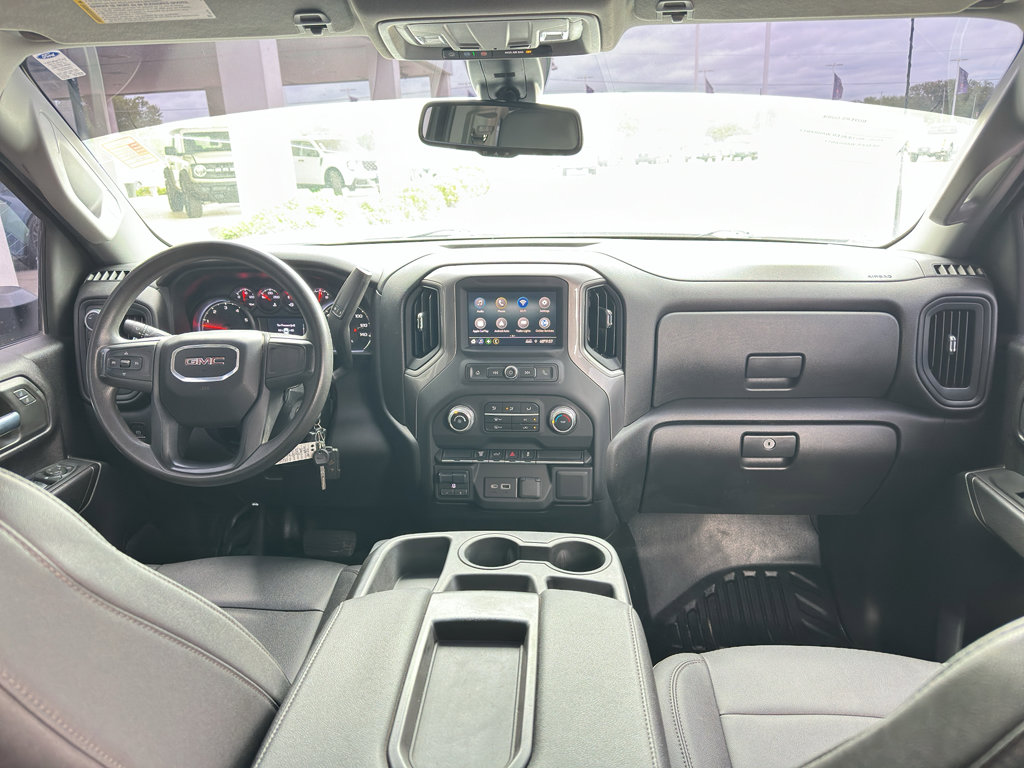 Used 2023 GMC Sierra 2500 Pro w/ Gooseneck/5TH Wheel Package AWD/4WD image 13