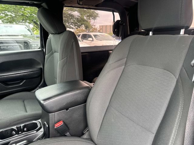 Used 2021 Jeep Wrangler Sport AWD/4WD image 15