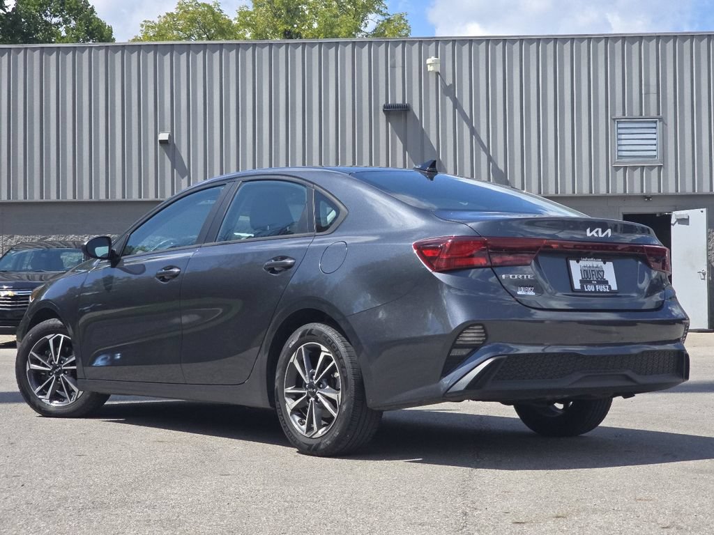 Used 2023 Kia Forte LXS FWD image 11