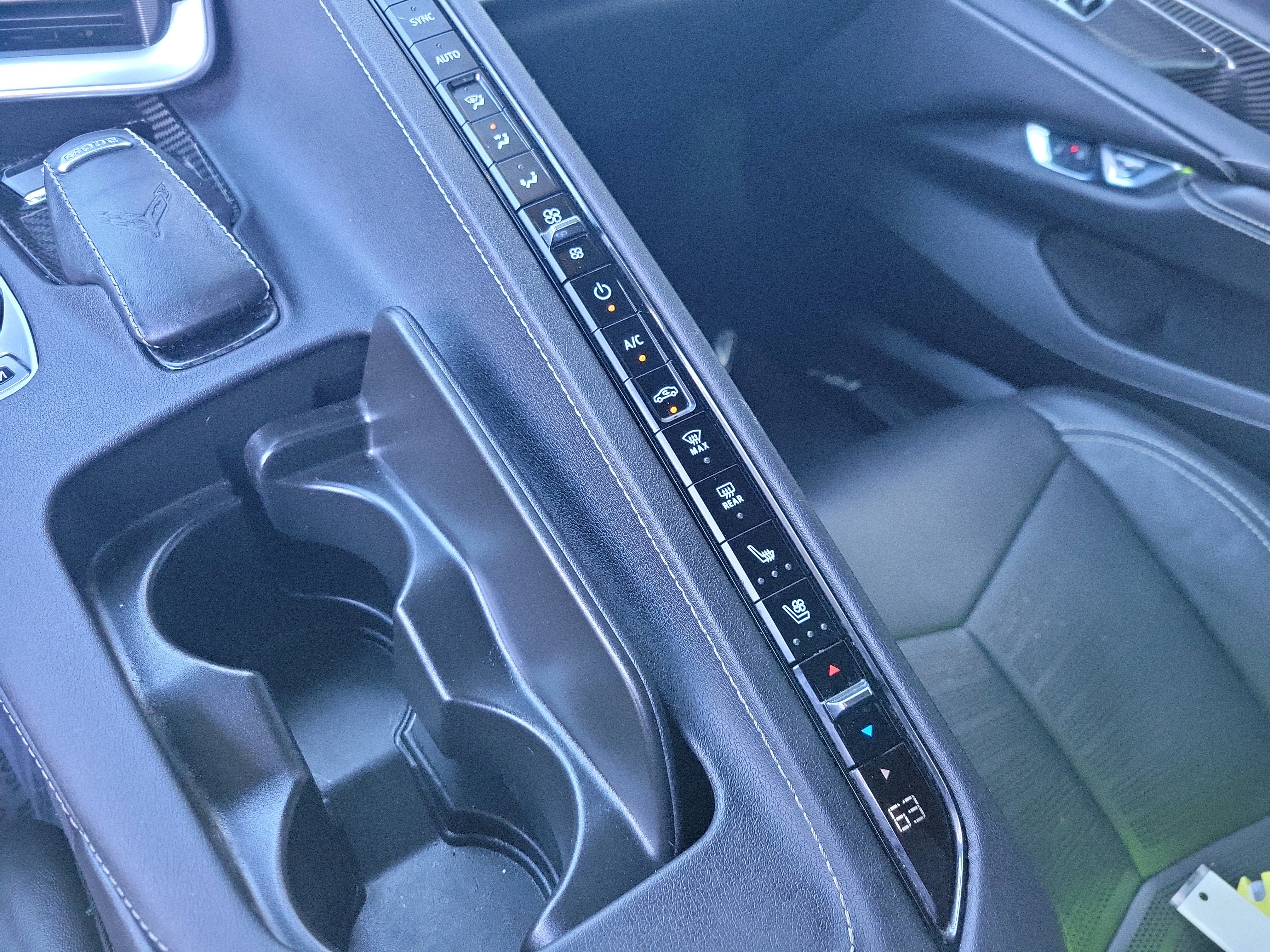 Used 2022 Chevrolet Corvette Stingray Preferred Cpe w/ Z51 Performance Package image 24