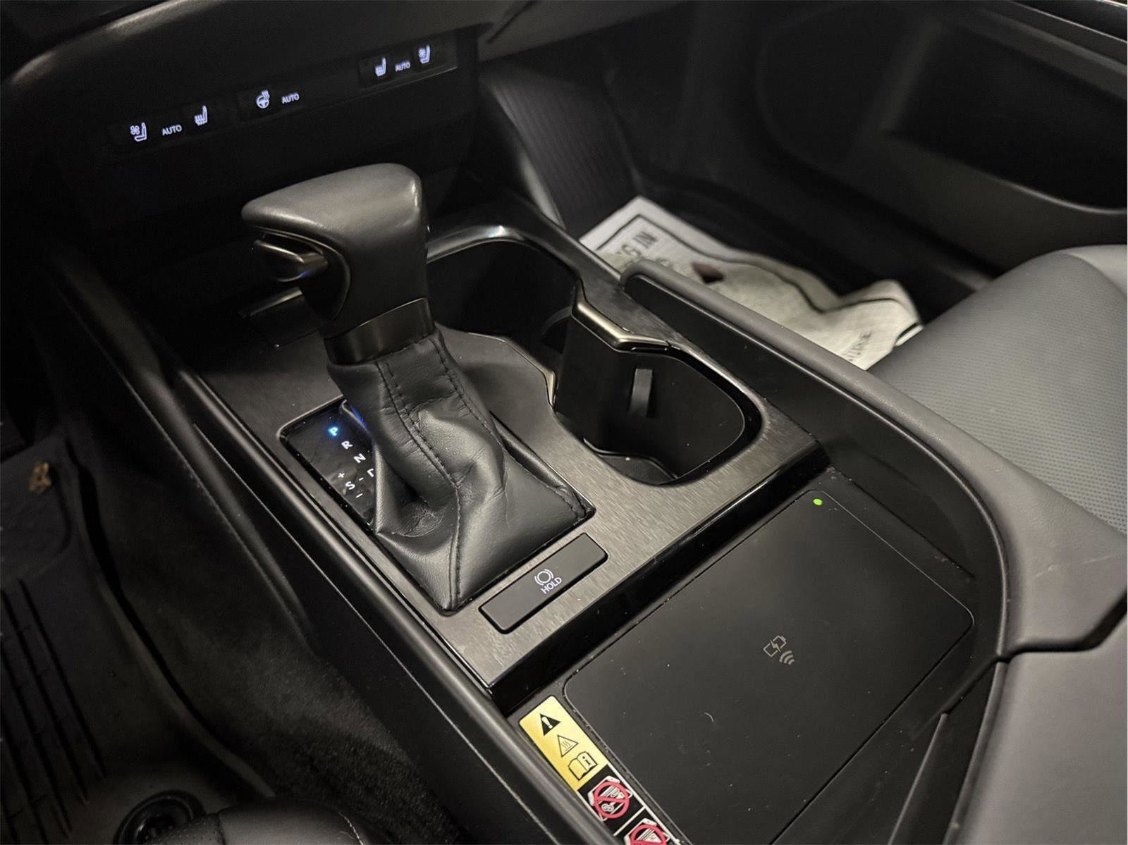 Used 2023 Lexus ES 350 Base w/ Premium Package image 19