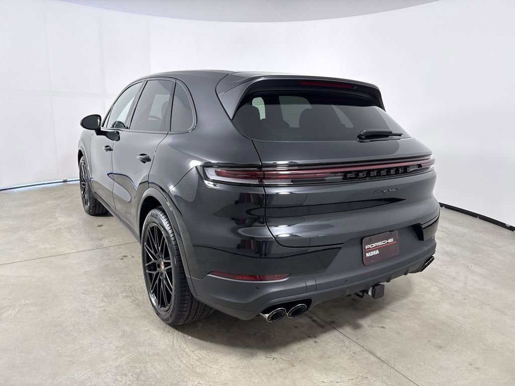 New 2026 Porsche Cayenne image 3