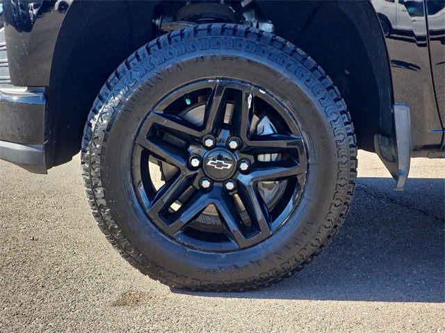 Used 2021 Chevrolet Silverado 1500 LT Trail Boss w/ Convenience Package II image 17