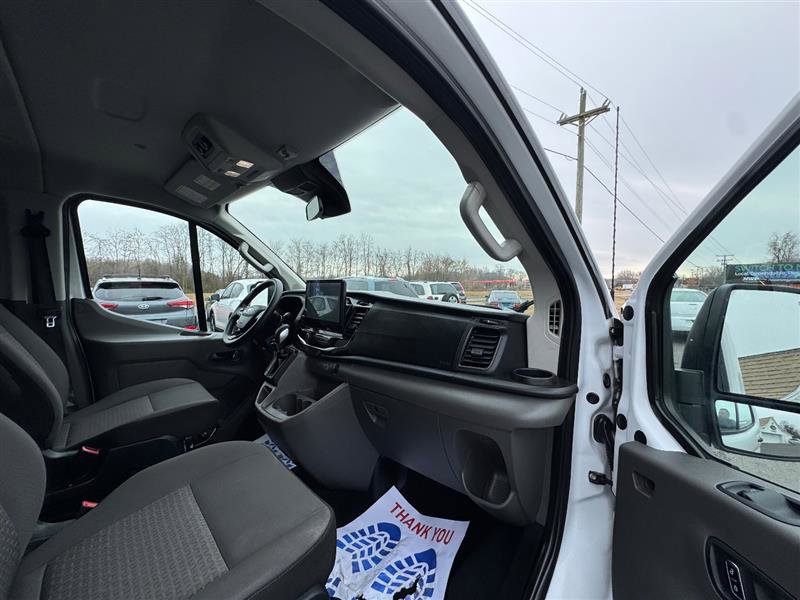 Used 2023 Ford Transit 350 XLT image 37