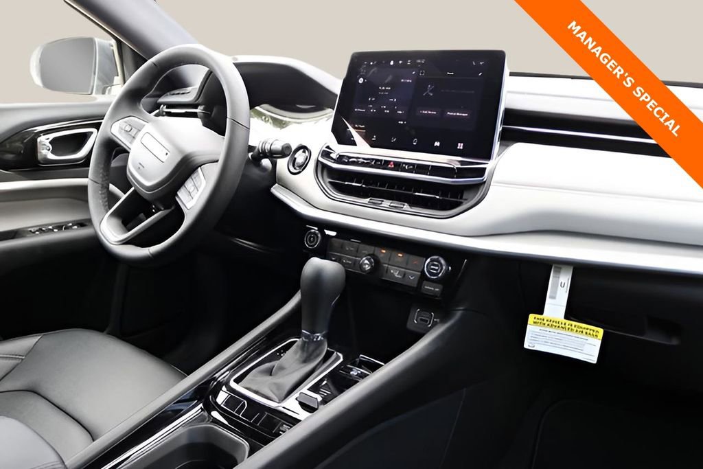 New 2026 Jeep Compass Limited image 18