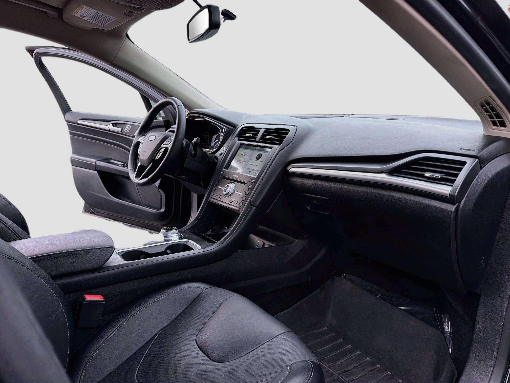Used 2017 Ford Fusion Titanium FWD image 11
