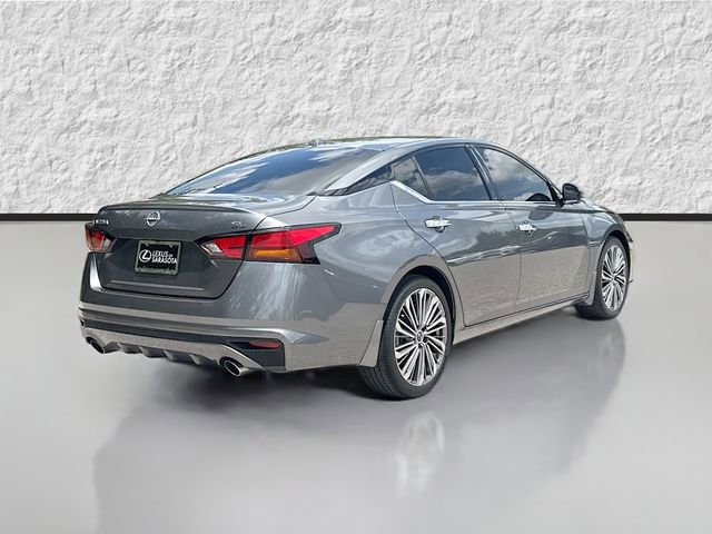 Used 2024 Nissan Altima 2.5 SL FWD image 3