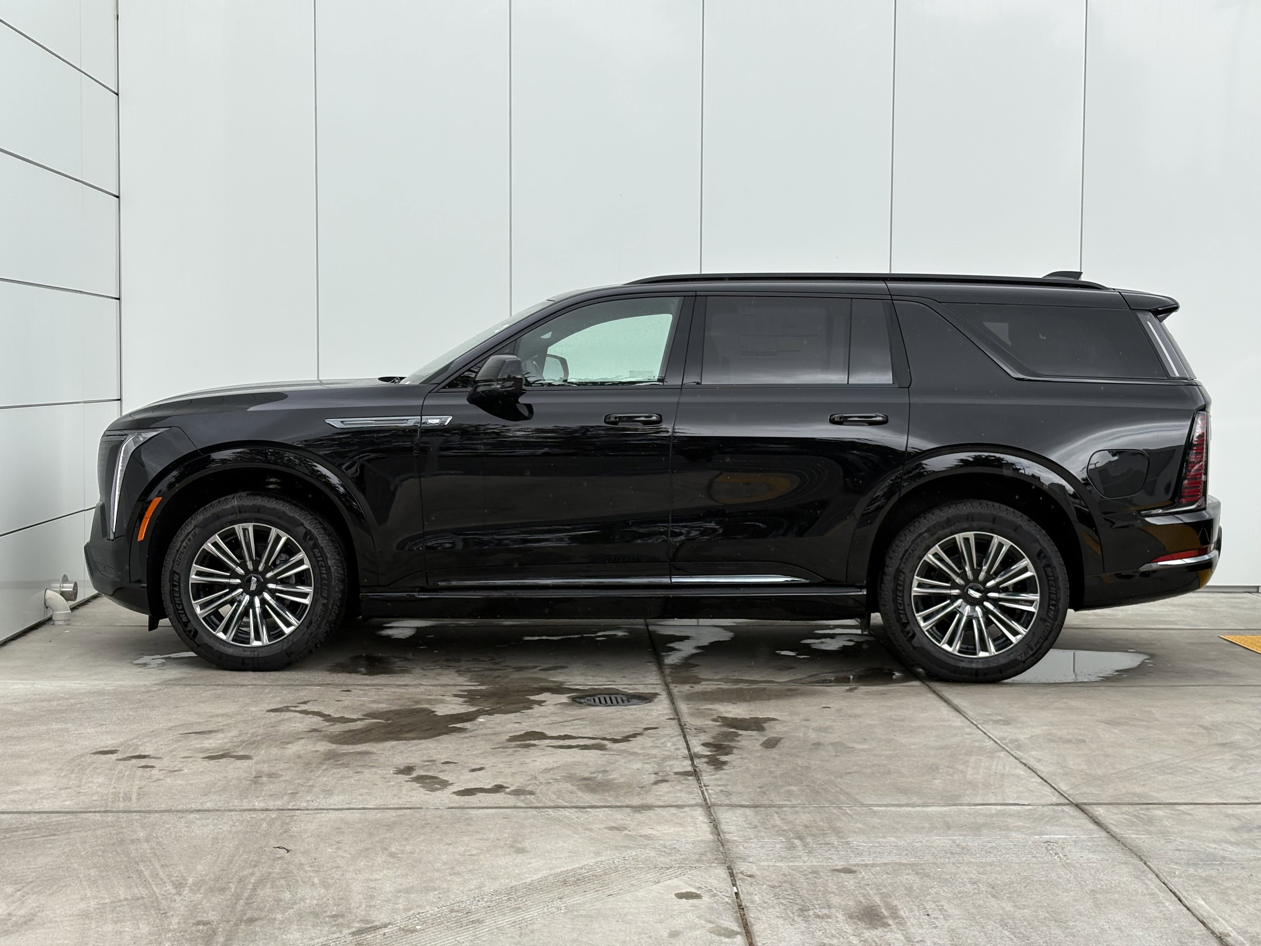 New 2026 Cadillac Escalade IQL Sport 1 image 4