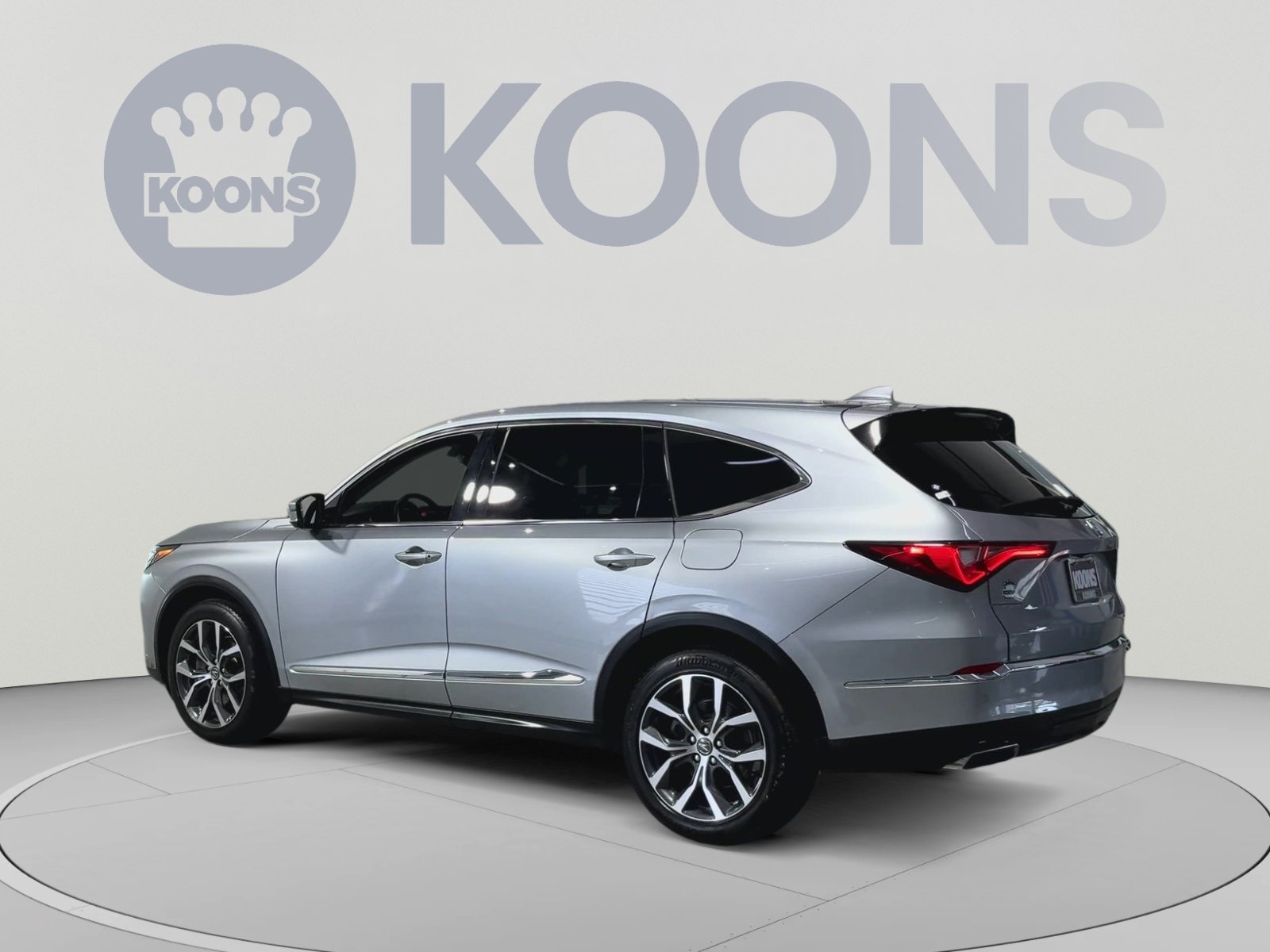 Used 2023 Acura MDX w/ Technology Package AWD/4WD image 8