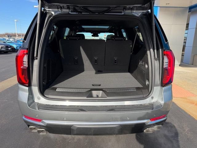 New 2026 GMC Yukon XL Denali w/ Sun & Power Step Package AWD/4WD image 7
