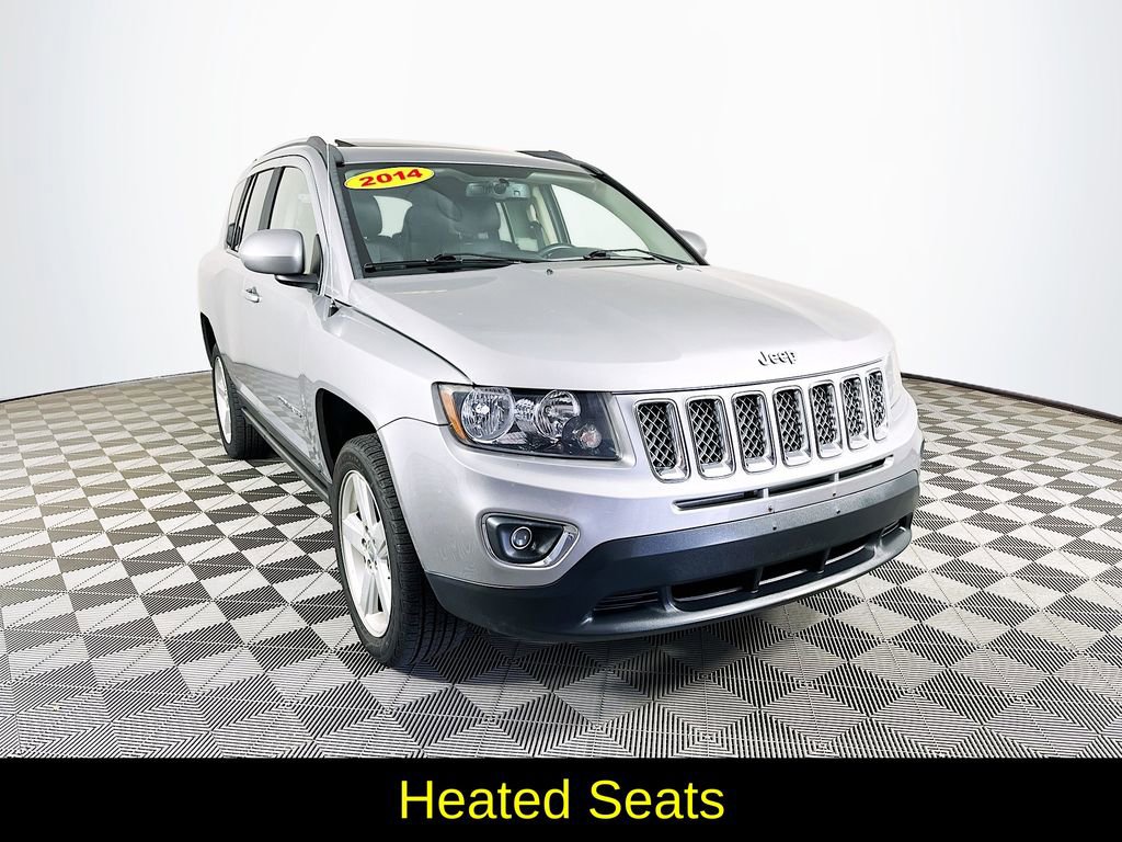 Used 2014 Jeep Compass Latitude FWD image 2
